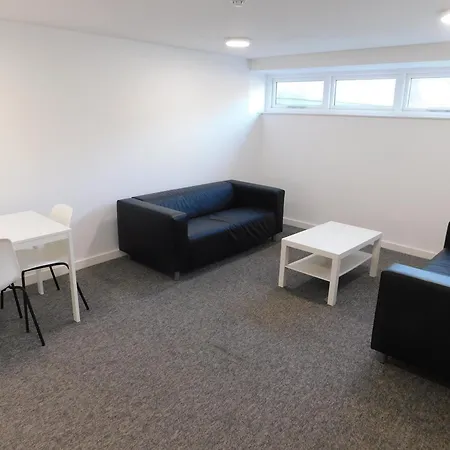 Flat 1, 1 Hampton Lane